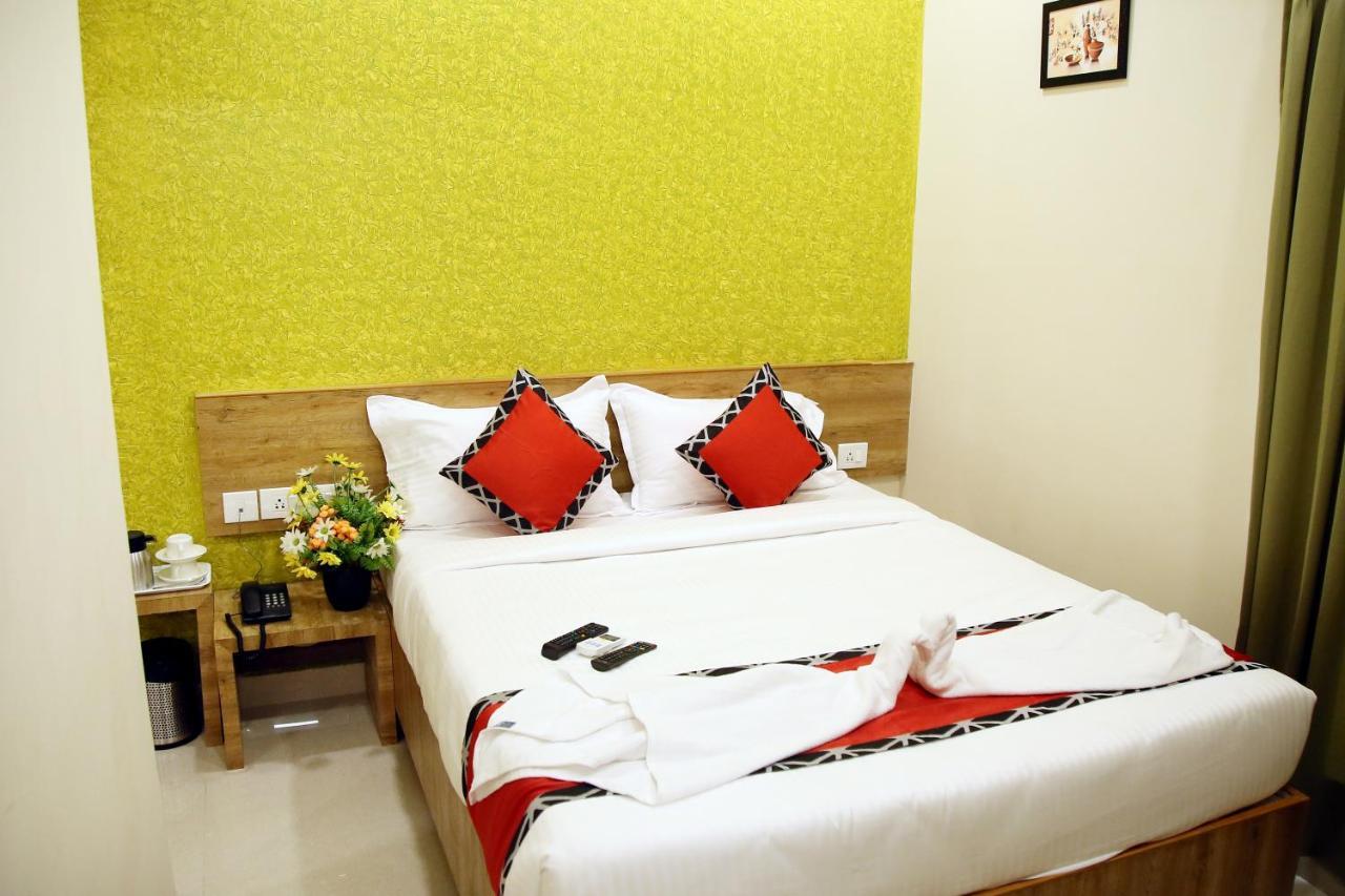 Apollo Court Hotel Chennai Luaran gambar